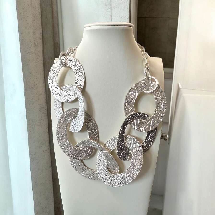 Collana anelli intrecciati argentata